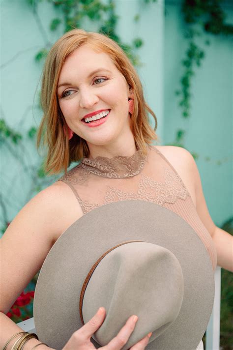 About - Lindsay Marten Ellis