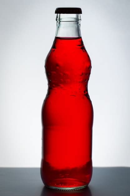 soda bottle portrayal images    freepik