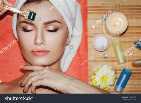 1,452 Hydra Facial Woman Face Images, Stock Photos & Vectors | Shutterstock