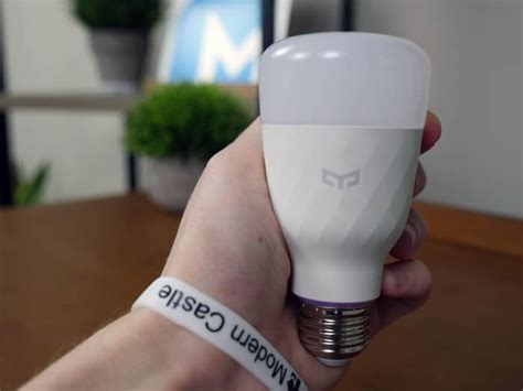 YEELIGHT Smart RGB LED Bulb Review - Modern Castle