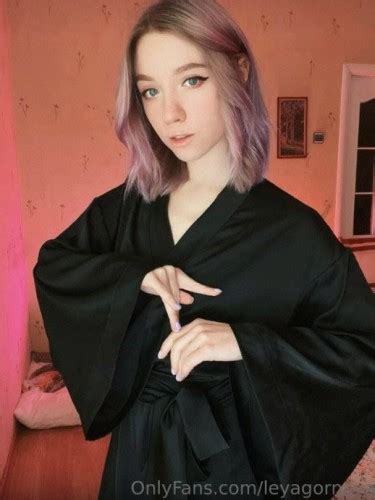 Лея Горная / Leya Gornaya / MyLittleRain - Сливы OnlyFans моделей