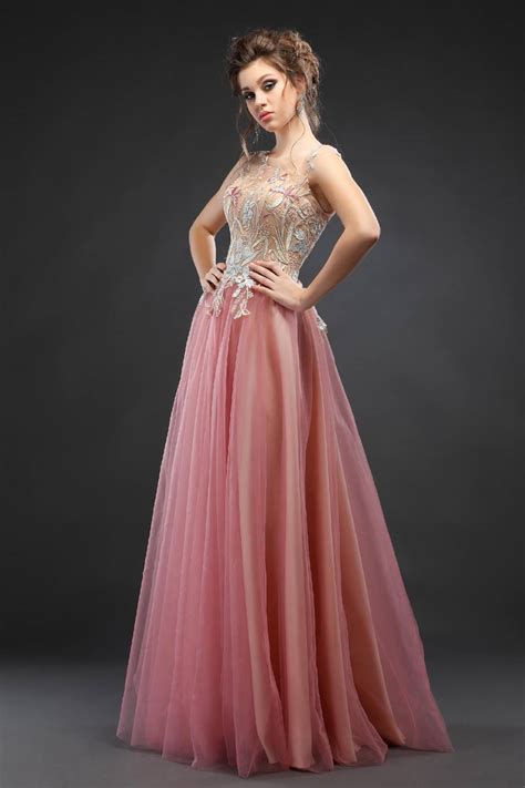 Вечернее и бальное платье Акварель малина в аренду в Москве | YesDress