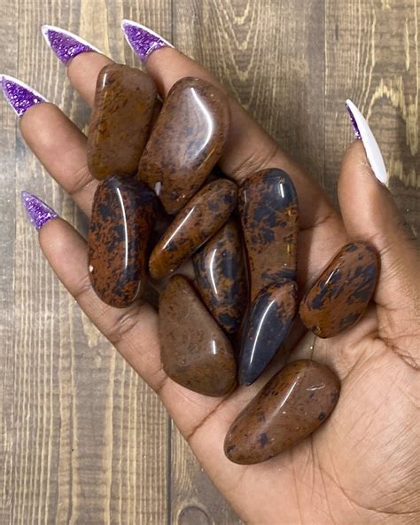 Mahogany Obsidian – Queendom Cultivation