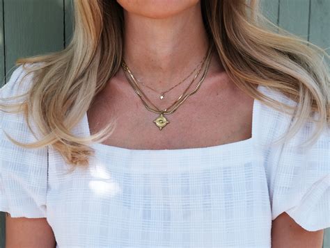 sewing  square neckline contour affair