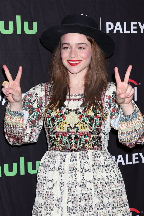 The Hottest Renee Felice Smith Photos - 12thBLOG