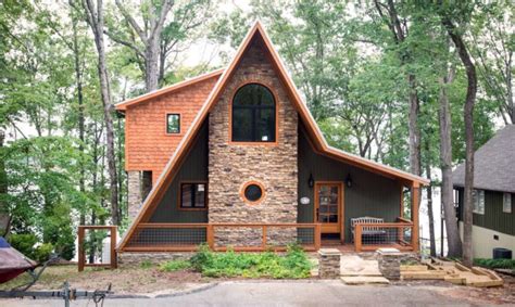 20 Gorgeous A-Frame Cabin Designs