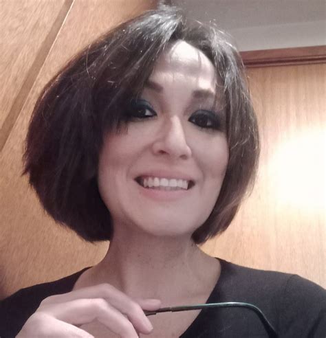 Olga Vallejo – Medium