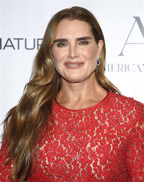Brooke Shields y las claves para potenciar tu look de belleza a partir