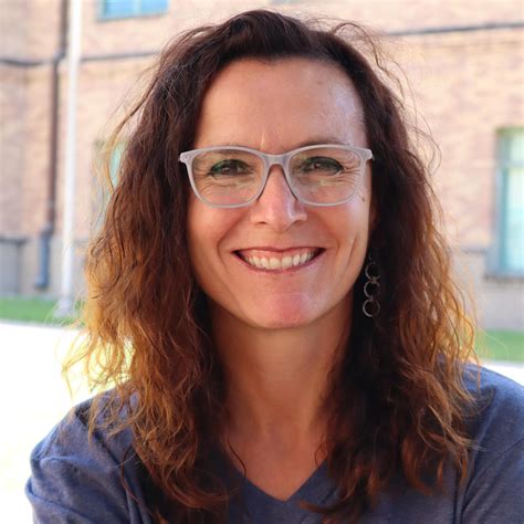 Suzanne Milford – Mrs. Suzanne Milford – Texas School for the Deaf