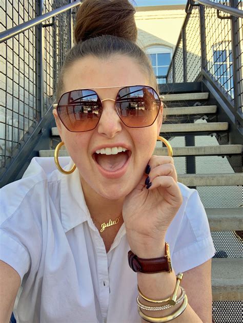 UNIFORM: SPRING OUTFIT CLASSIC DENIM & WHITE • Julia Marie B