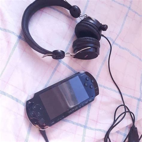 PSP 1000 - Retro Gaming at Its Best