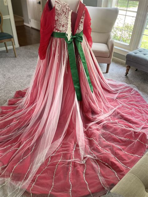 Red christmas wedding dresses 60 photos - Astyledwedding.com