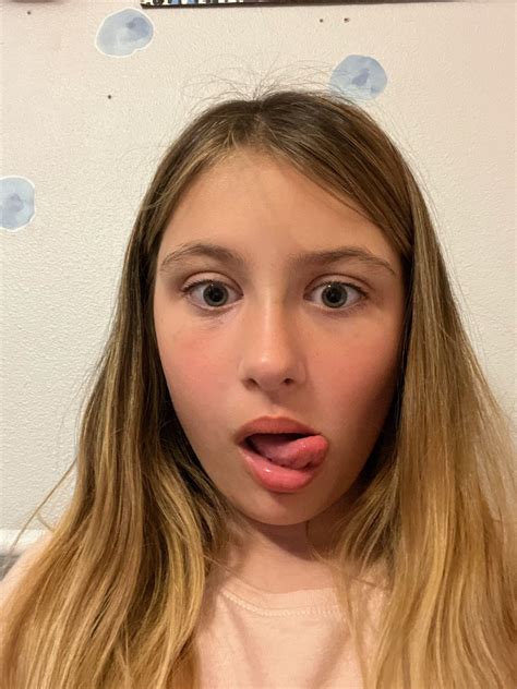 Pin by Taylor ️ ️ on Quick Saves | Cute brunette, Make funny faces