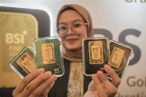 harga emas berkilau cicil emas bsi melejit  persen capai rp
