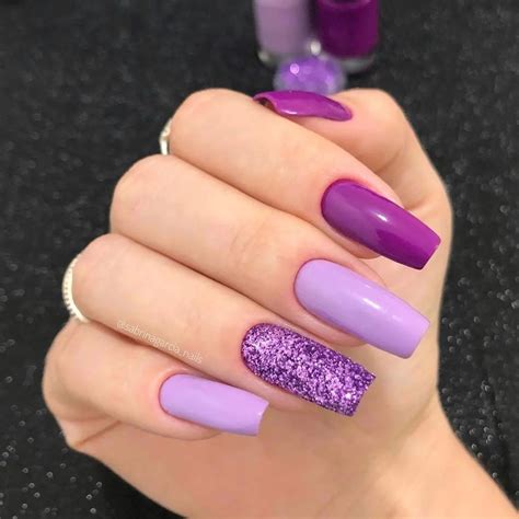 Unha Decorada Com Roxo - Unha roxa decorada com glitter | Unhas roxas, Unhas bonitas, Unhas ...