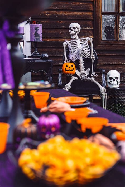 Black cats and bats Halloween party Halloween Party Ideas | Photo 23 of