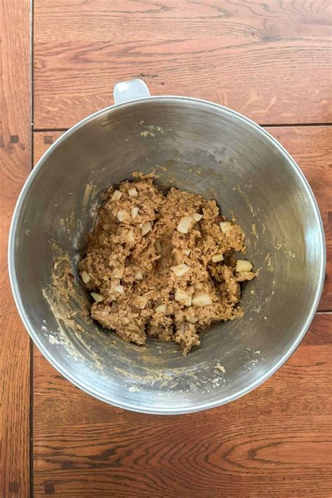 Apple caramel oatmeal cookies - Nutmeg and Vinegar
