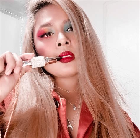 Rheina Reacts - Home