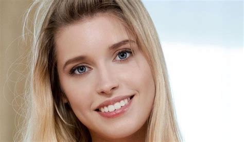 Freya Mayer - Bio, Age, Height, Wiki | Instagram Biography