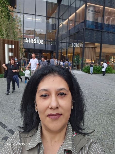 NAARI Magazine | Hong Kong Hong Kong