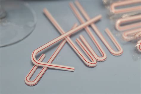 Excellent Designed Disposable Plastic Straw for Milk Sucking - China