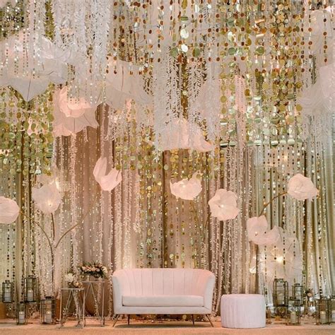 Shimmery Decor Ideas for a Glamorous Sangeet and Cocktail Night ...