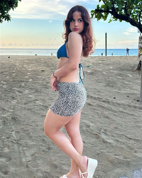 Alanis Lago | Reminiscing pt. 2 🩵 #model #explore #dump #essence