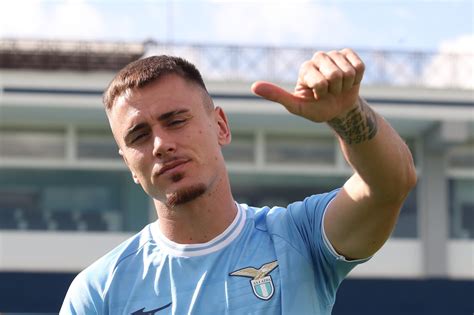 patric va  confusione  dimentica la lazio forza napoli sempre