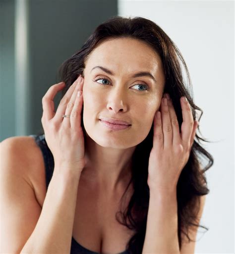 Dry Skin | The Dermatology Center