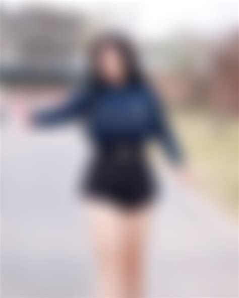 The next Hitomi Tanaka? : r/bustyasians