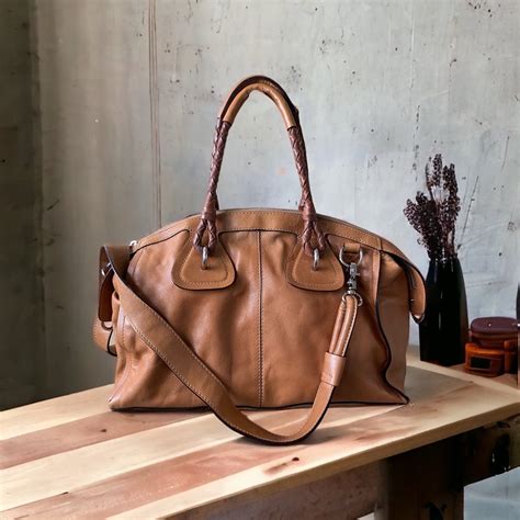 DISSONA, Women's Fashion, Bags & Wallets, Tote Bags on Carousell