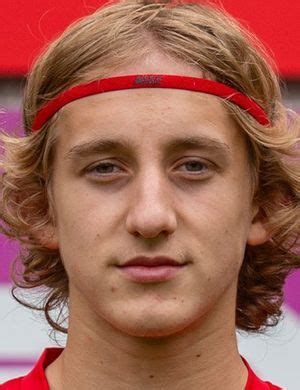 philipp besch player profile  transfermarkt