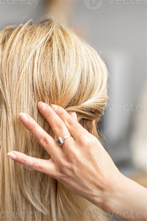 coiffeur des modeles coiffure de femme  photo de stock chez