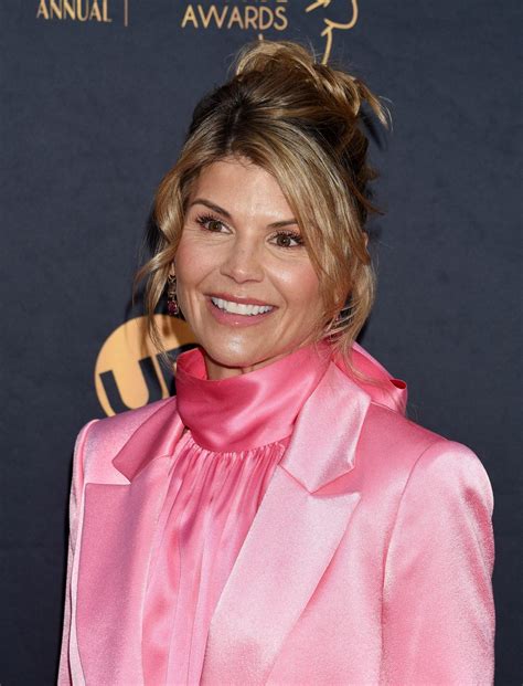 Lori Loughlin Hits The Red Carpet After Supervised Release Ends