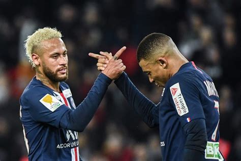 L'Equipe fait le point sur les situations de Neymar et Mbappé au PSG