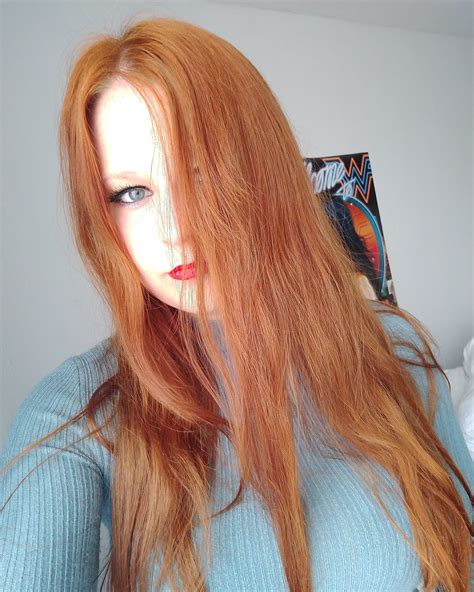 TW Pornstars - Goddess Julia. Twitter. Red lipstick is the best. #