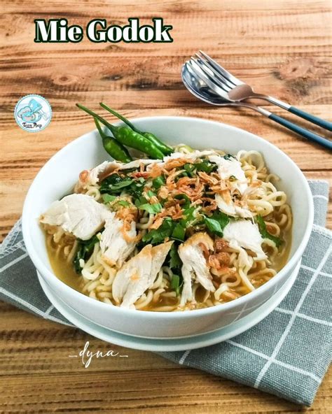 Resep Mie Godok dari @dynasr_photography
