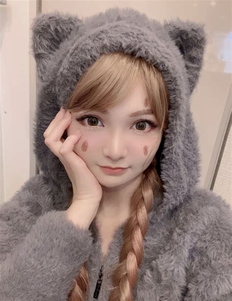 ちゅきめろでぃ💗🎶 on Twitter: "皆、私の事好きって言ってくれるけど 私の方がみんなのこと好きなのにね😌💗 フォロワー900人