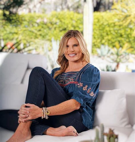 Mariel Hemingway's feet