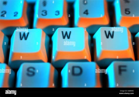 computer key www Stock Photo - Alamy