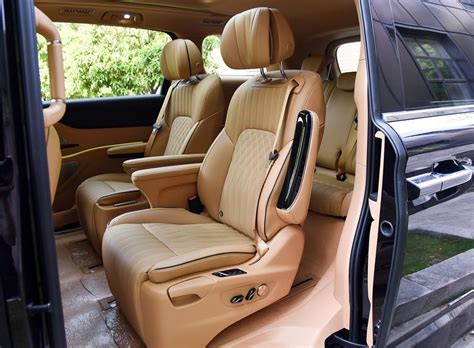 Voyah Dream - Interior photos of.