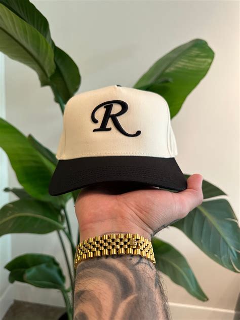 InfluencersGoBeWild's Fall: 5 Strategies To Build A Resilient Brand Image 2