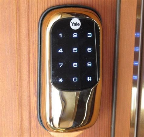 Замок дверной с кодовой панелью Yale YMH71: продажа, цена в Астане ...