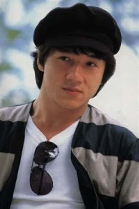 30 Photos of Jackie Chan When He Was Young