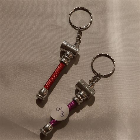 key chain pipe select smokes