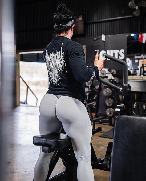 Maegan (maeggatron_)