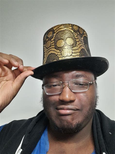 Happy halloween everyone ! Very gratefull for this wonderfull community