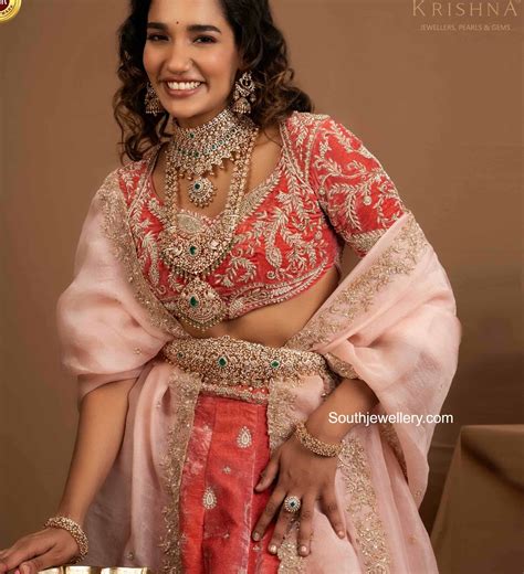 Bridal diamond emerald jewellery set - Indian Jewellery Designs