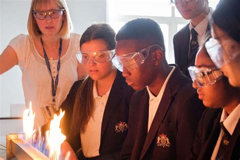 teacher cpd  oclock physics  ways  improve learning