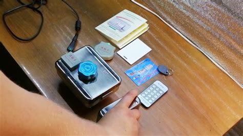 Настройка моторизированного накладного замка с встроенным контроллером ...